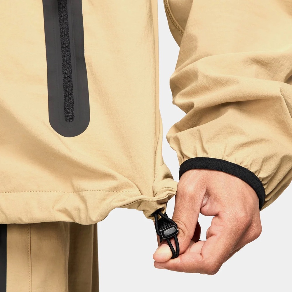 New Nike Tech Woven Jacket Beige Tan Black Hooded Zip Coat Windbreaker Mens - Picture 7 of 8